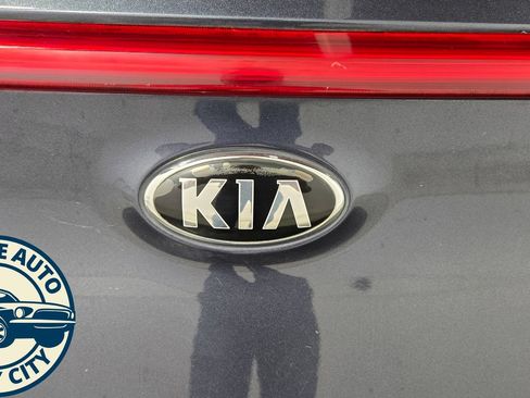 Used 2017 Kia Sportage EX w/ EX Technology Package FWD image 32