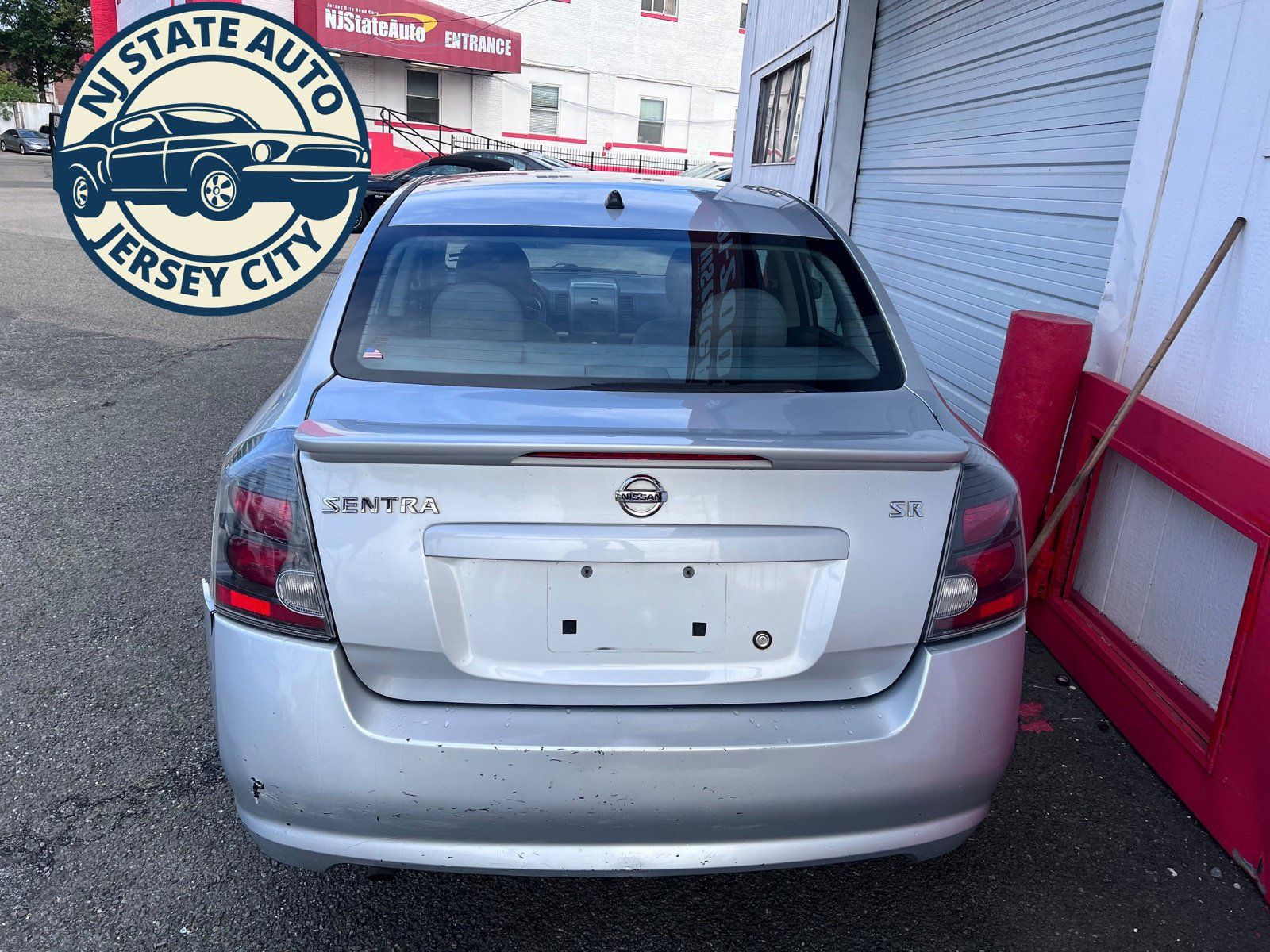 Used 2011 Nissan Sentra 2.0 SR FWD image 8