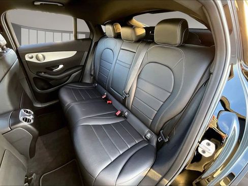 Used 2023 Mercedes-Benz GLC 300 4MATIC Coupe image 20
