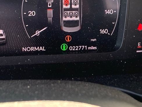Used 2023 Honda Civic Touring image 11