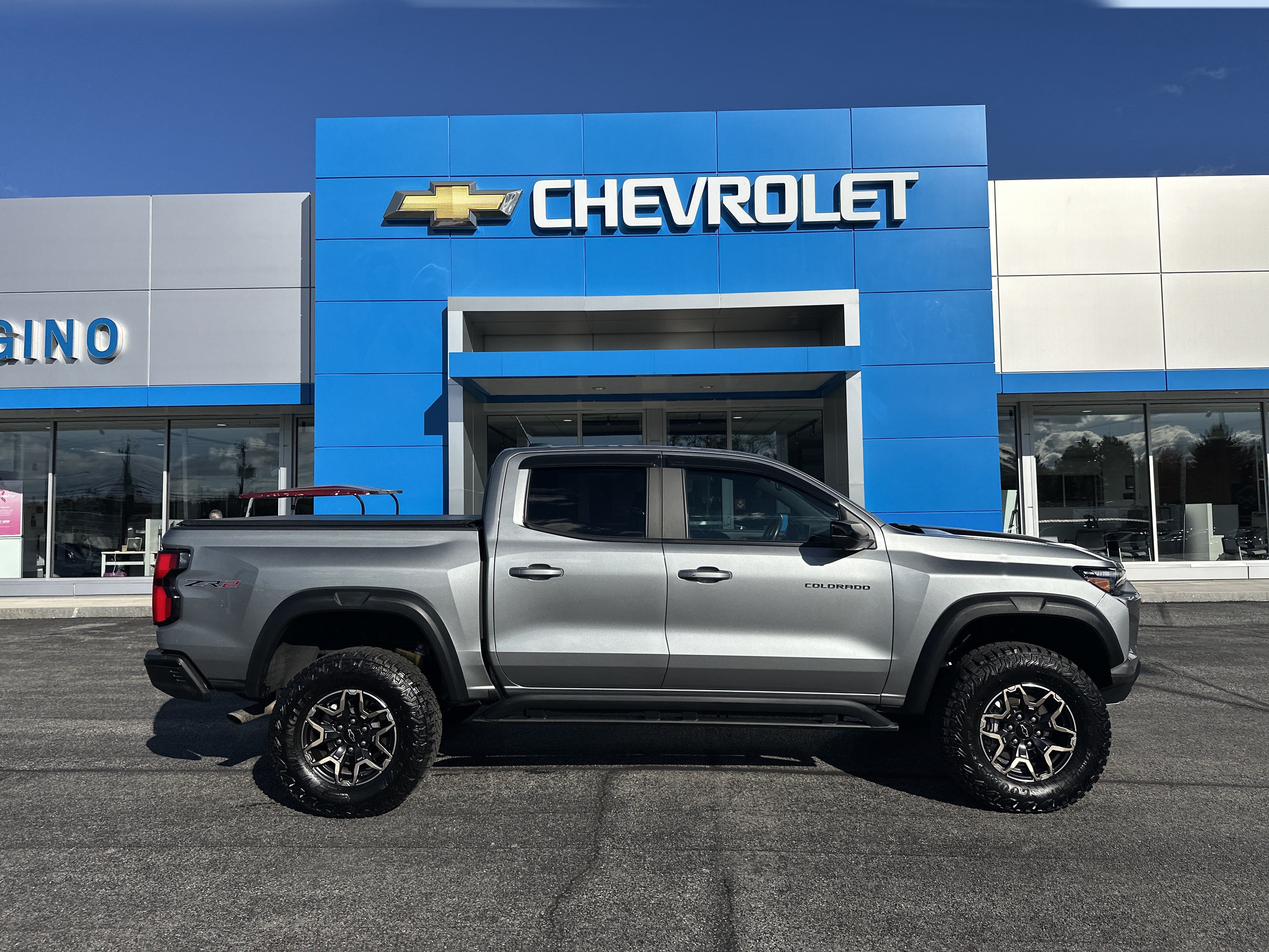 Certified 2024 Chevrolet Colorado ZR2 w/ ZR2 Convenience Package III AWD/4WD image 1