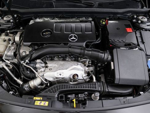 Used 2021 Mercedes-Benz A 220 w/ AMG Line image 33