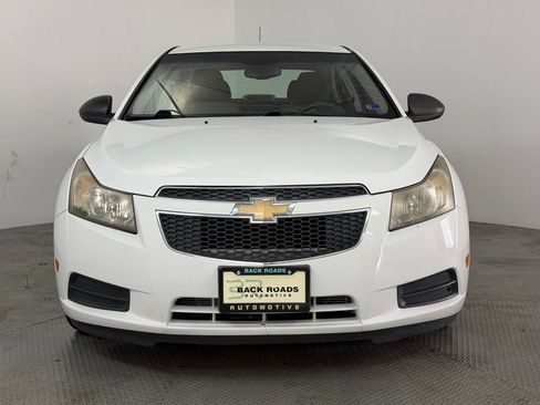 Used 2012 Chevrolet Cruze LS w/ Connectivity Package FWD image 2