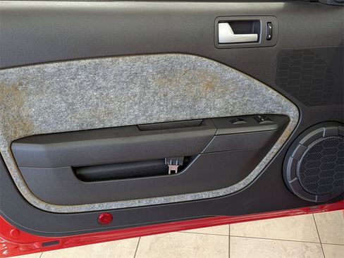 Used 2006 Ford Mustang GT image 15