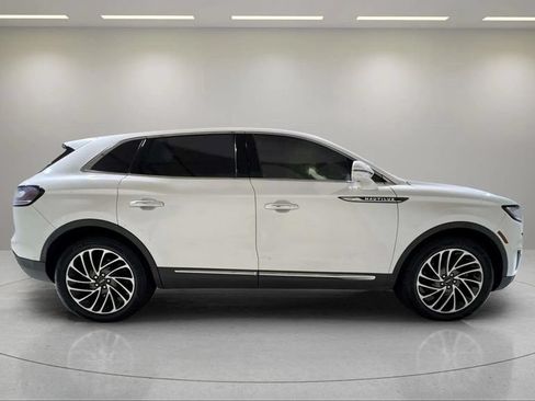 Used 2019 Lincoln Nautilus Reserve w/ Class II Trailer Tow Package AWD/4WD image 2