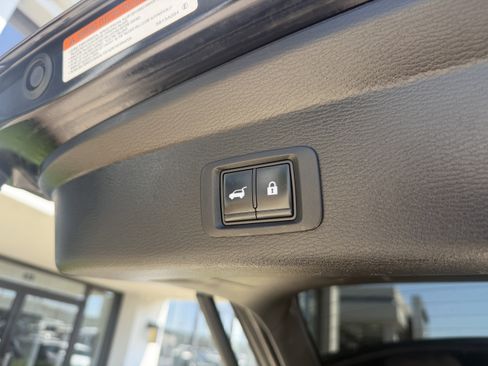 Used 2022 Mitsubishi Outlander SE AWD/4WD image 12