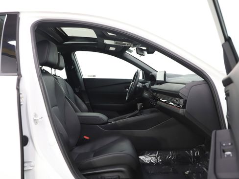 Used 2023 Honda Accord Sport image 11