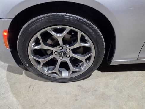 Used 2018 Chrysler 300 S w/ Safetytec Plus Group RWD image 23