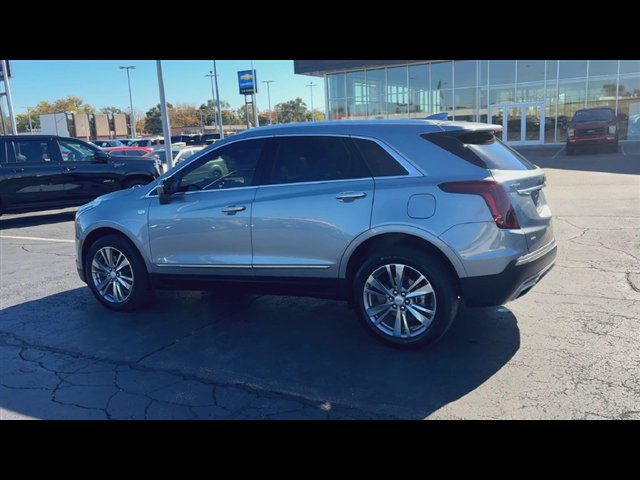 Certified 2024 Cadillac XT5 Premium Luxury w/ LPO, Floor Liner Package AWD/4WD image 6