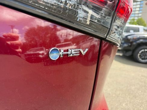 New 2026 Toyota Highlander Platinum image 8