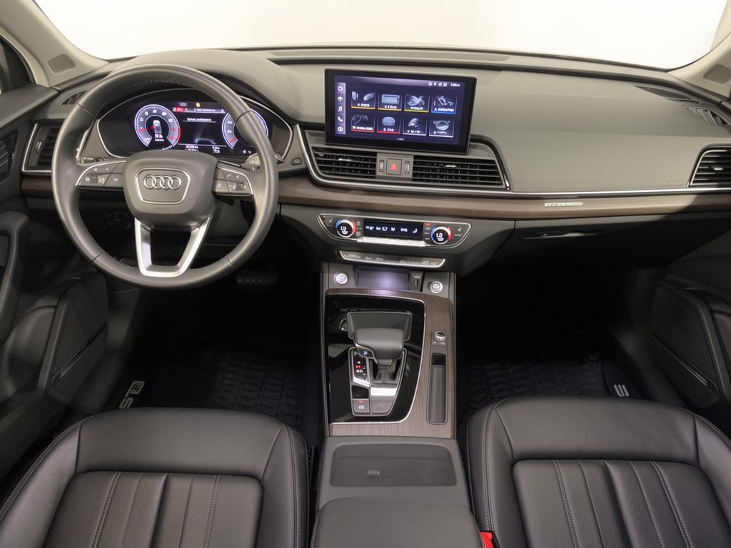 Certified 2023 Audi Q5 2.0T Premium Plus w/ Premium Plus Package AWD/4WD image 17