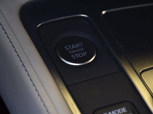 Used 2025 INFINITI QX60 Sensory w/ Vision Package AWD/4WD image 17