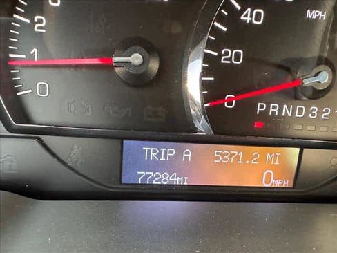 Used 2009 Cadillac DTS image 12