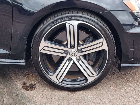 Used 2016 Volkswagen Golf R 4-Door AWD/4WD image 30