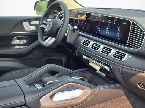 New 2026 Mercedes-Benz GLS 450 4MATIC image 29