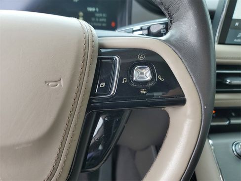 Certified 2021 Lincoln Aviator 2WD w/ Elements Package image 25