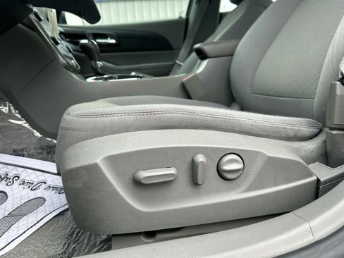 Used 2016 Chevrolet Malibu LS image 11