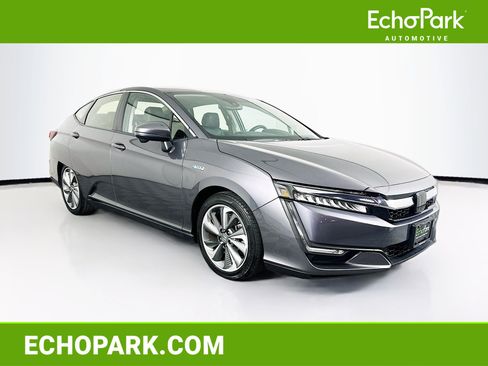 Used 2019 Honda Clarity Touring image 1