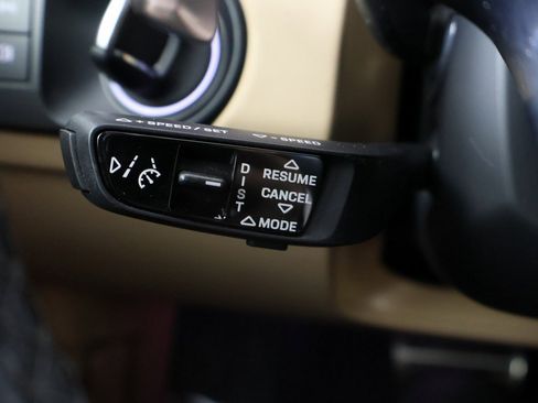 Used 2022 Porsche Cayenne GTS image 41