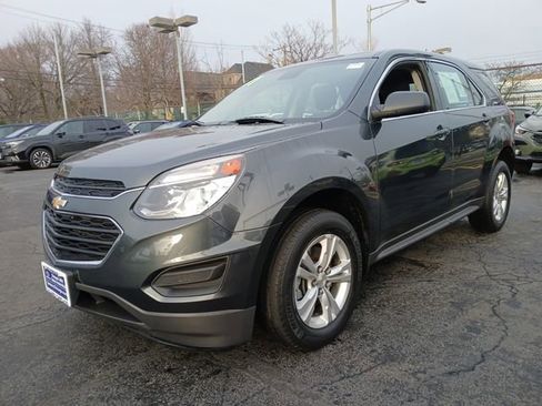 Used 2017 Chevrolet Equinox LS image 6