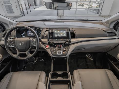 Used 2024 Honda Odyssey EX-L image 8