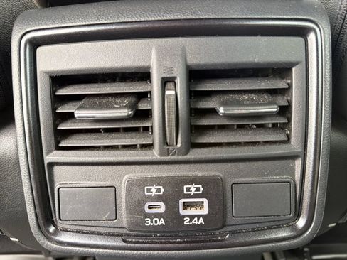 Certified 2025 Subaru Forester Limited AWD/4WD image 22