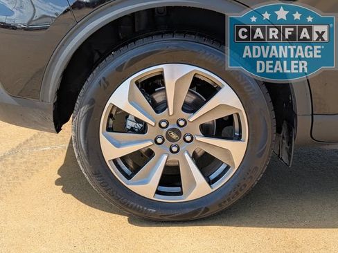 Used 2025 Ford Escape Platinum AWD/4WD image 3