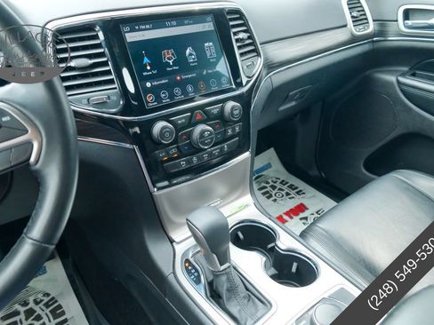 Used 2019 Jeep Grand Cherokee Limited AWD/4WD image 19