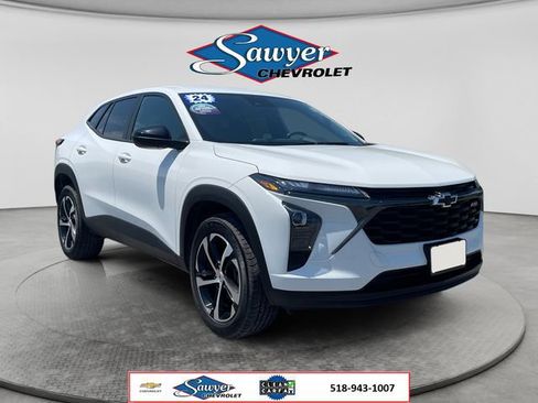 Certified 2024 Chevrolet Trax RS FWD image 7