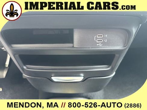 New 2027 Chrysler Pacifica Select AWD/4WD image 32