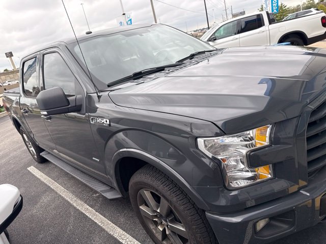 Used 2016 Ford F150 XLT w/ Equipment Group 302A Luxury AWD/4WD image 3