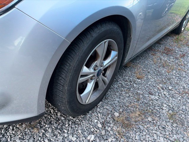 Used 2014 Ford Focus SE FWD image 4