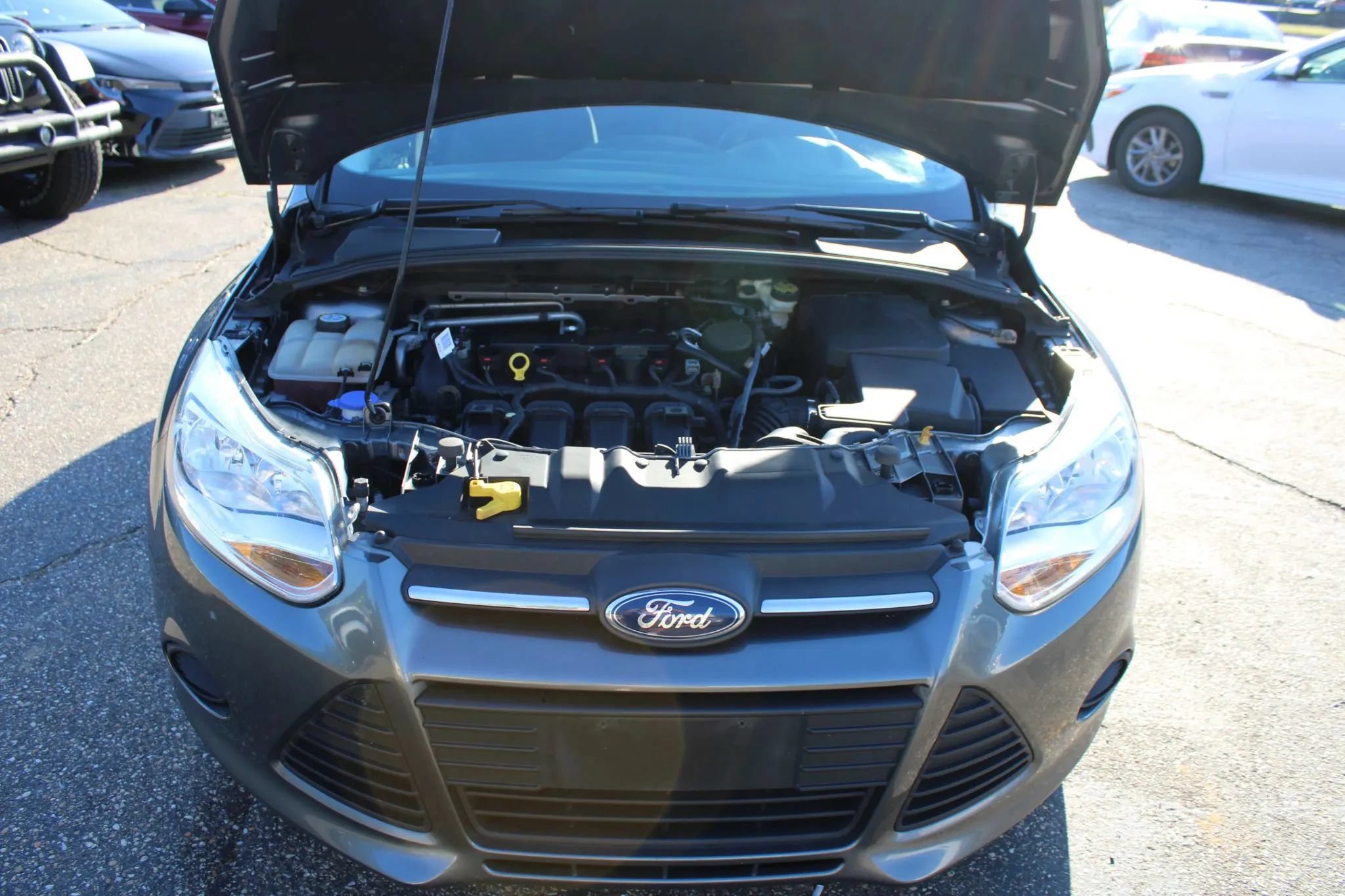 Used 2013 Ford Focus SE FWD image 22
