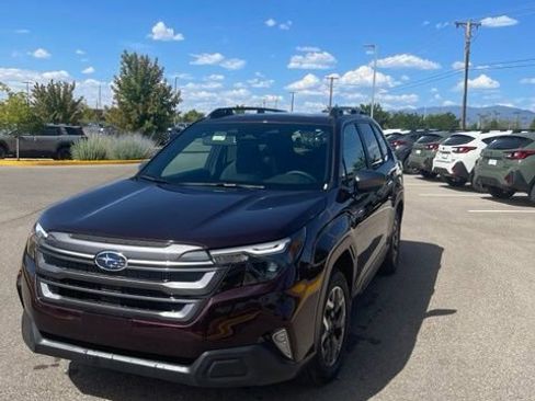 Used 2026 Subaru Forester Premium AWD/4WD image 4