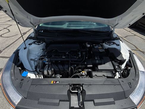 Used 2025 Kia K4 FWD image 32