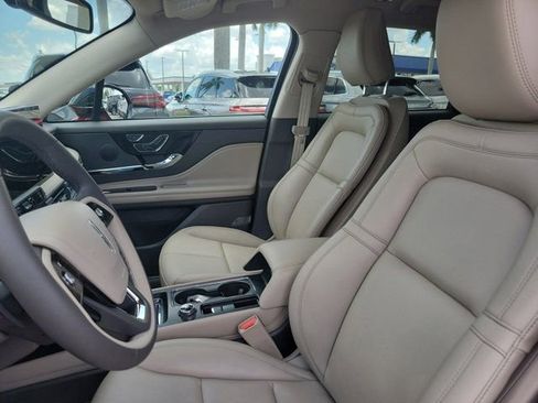 Certified 2023 Lincoln Corsair FWD image 22