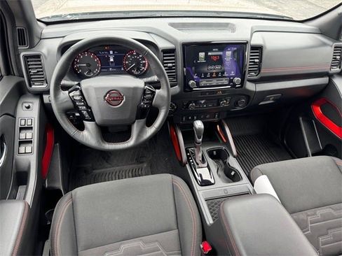 Used 2023 Nissan Frontier PRO-4X w/ Pro Convenience Package image 11