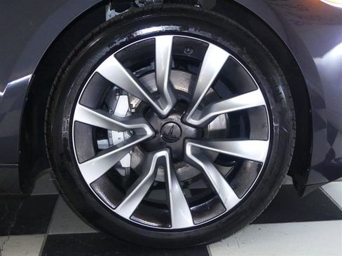 Used 2024 Tesla Model 3 Long Range image 31