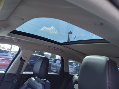 New 2023 Lincoln Corsair Reserve w/ Equipment Group 202A image 33