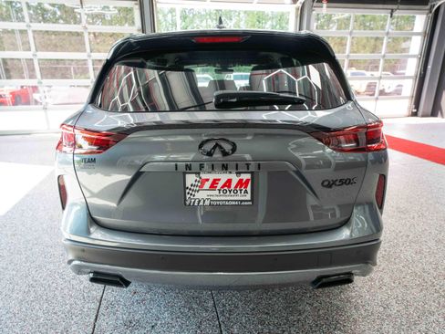 Used 2024 INFINITI QX50 Sport image 3