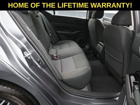 Used 2023 Nissan Altima 2.5 SV image 41