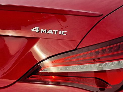 Used 2018 Mercedes-Benz CLA 250 4MATIC image 23