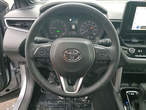 Used 2024 Toyota Corolla Cross SE image 20