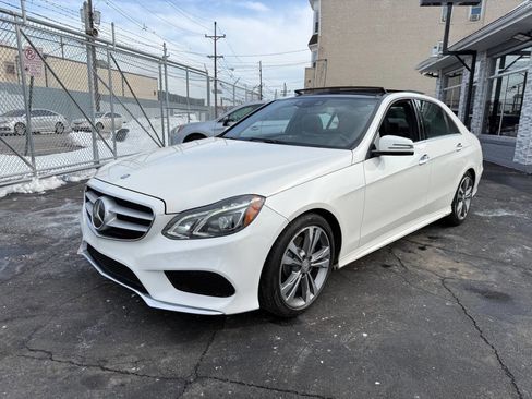 Used 2014 Mercedes-Benz E 350 4MATIC Sedan image 2
