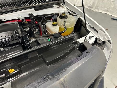 Used 2024 Ford E-350 and Econoline 350 Super Duty image 50