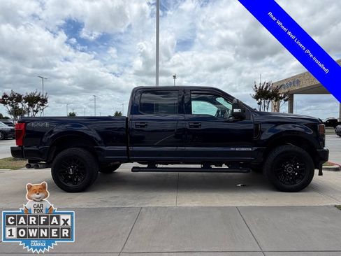 Used 2022 Ford F250 Lariat w/ Black Appearance Package AWD/4WD image 21