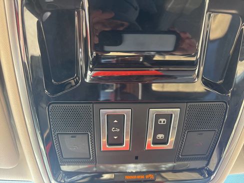 Used 2017 Land Rover Range Rover HSE image 75