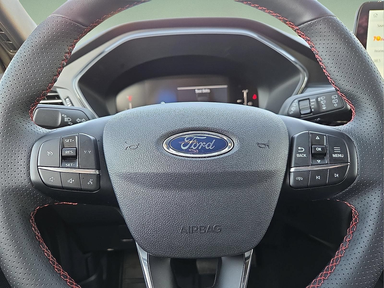 Used 2025 Ford Escape ST-Line FWD image 24