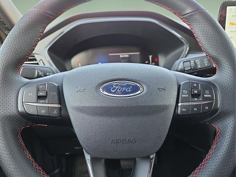 Used 2025 Ford Escape ST-Line FWD image 24