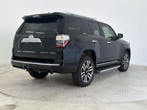 Used 2023 Toyota 4Runner Limited AWD/4WD image 9